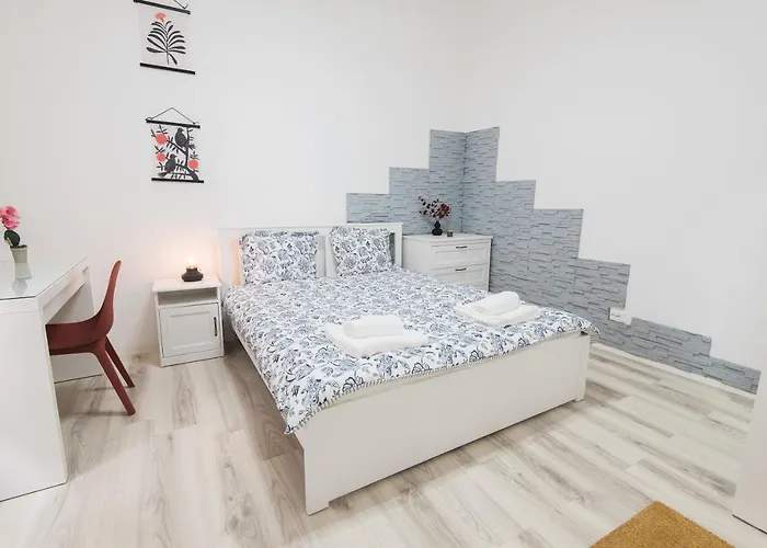 Buda-pest بودابست